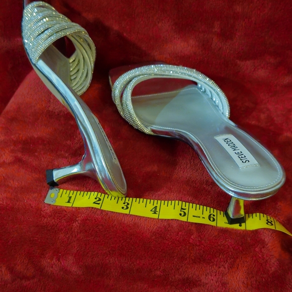 NWT- Steve Madden Solange Silver Rhinestone Women's Kitten Heels Slip-On-Size 11 - Picture 2 of 7